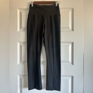 OFFLINE By Aerie The Hugger High Rise Legging Size Medium Black NWT